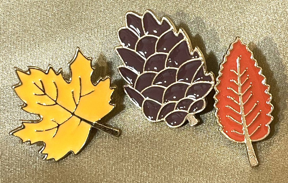 NWOT Multicolor Leaf Pinecone Lapel Pins Brooch Enamel Gold Toned Leaves Plants
